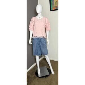Vintage 1970's Pink Embroidered Floral Crochet Top size S/M Embroidered Lace